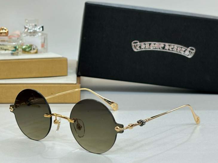 Picture of Chrome Hearts Sunglasses _SKUfw66527034fw